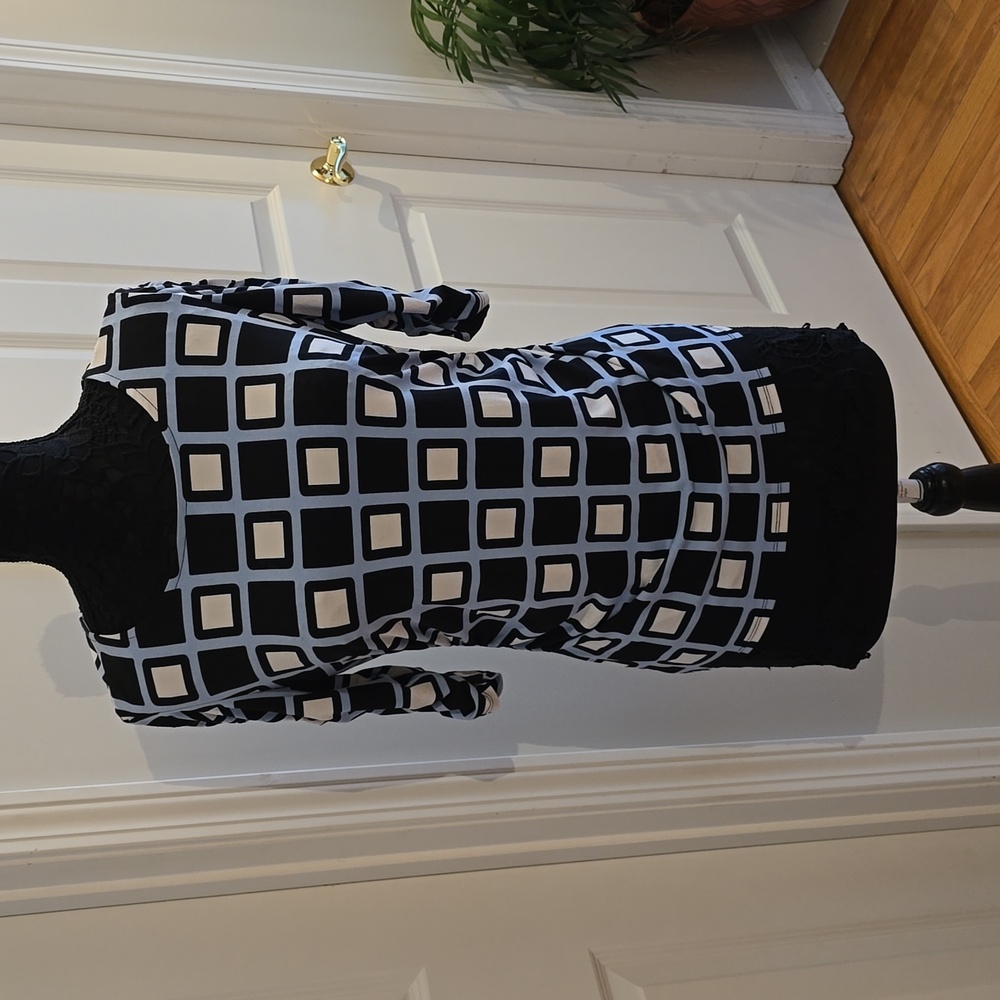 Womens blue/black/white Top